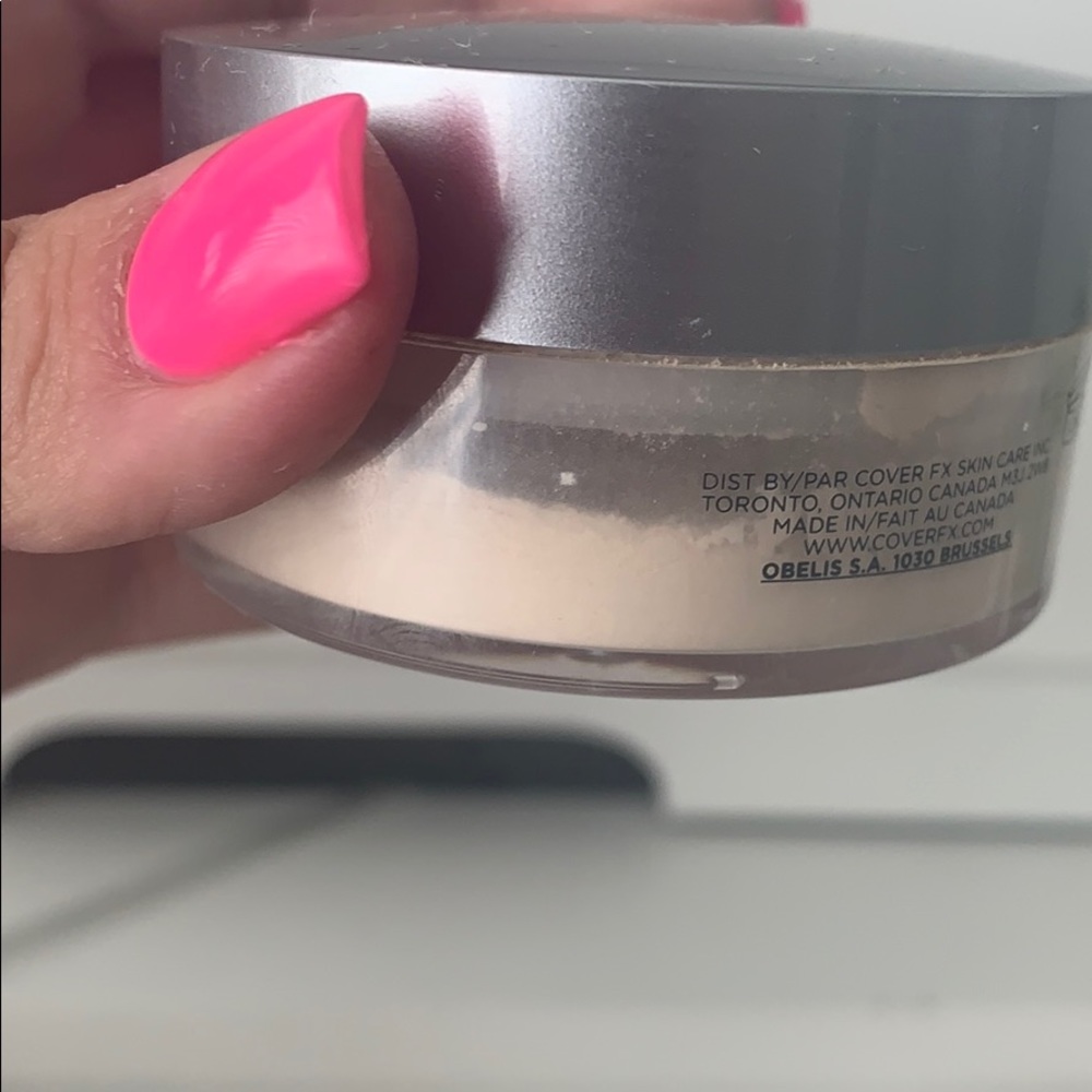Cover FX Powder Loose Powder - Picture 2 of 3